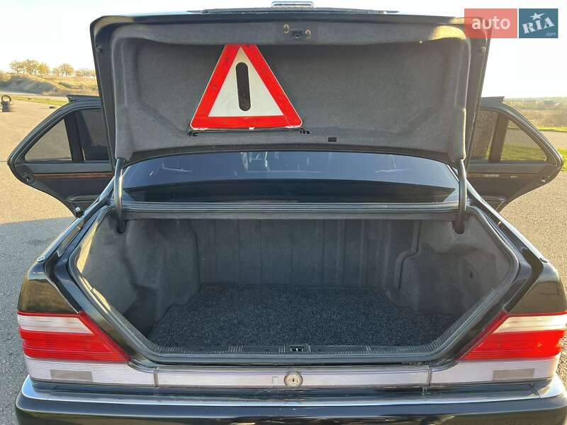 Седан Mercedes-Benz S-Class 1993 в Казанке