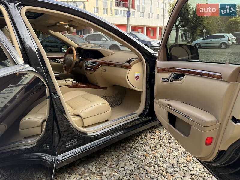 Седан Mercedes-Benz S-Class 2011 в Черновцах фото 18 Седан Mercedes-Benz S-Class 2011 в Черновцах