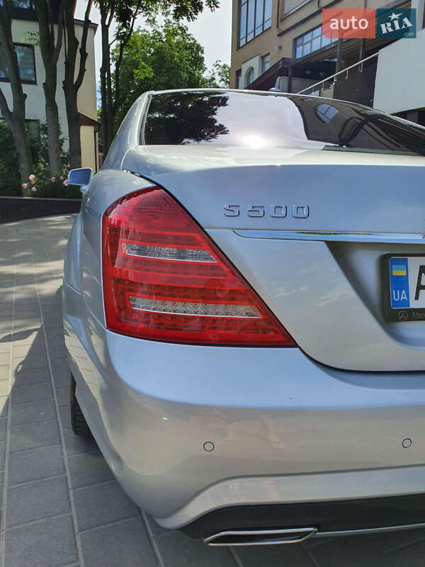 Седан Mercedes-Benz S-Class 2012 в Дніпрі