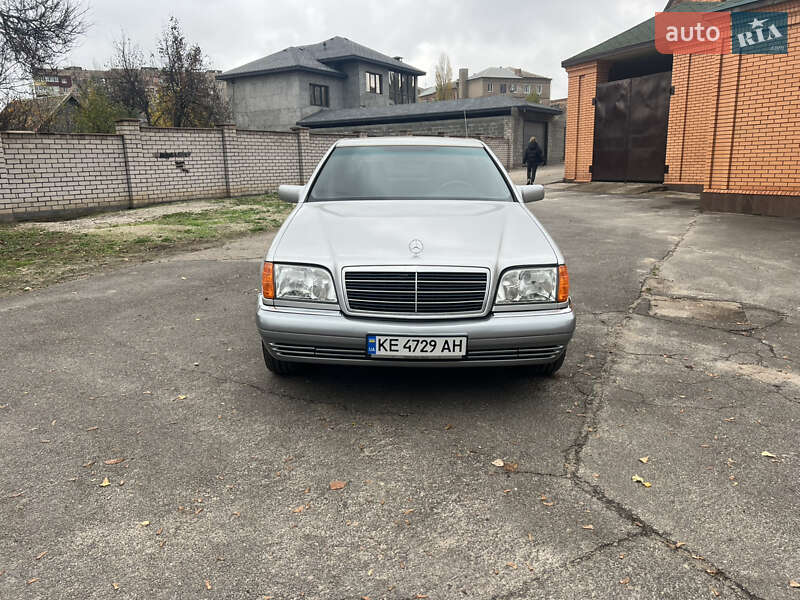 Седан Mercedes-Benz S-Class 1991 в Кривом Роге
