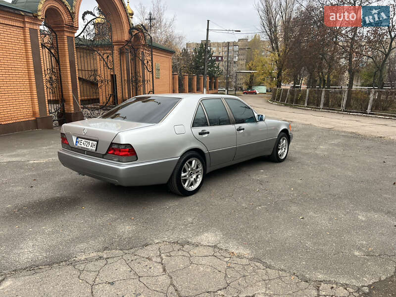 Седан Mercedes-Benz S-Class 1991 в Кривом Роге