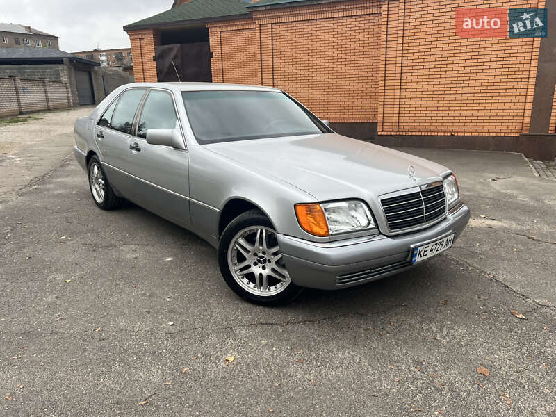 Седан Mercedes-Benz S-Class 1991 в Кривом Роге