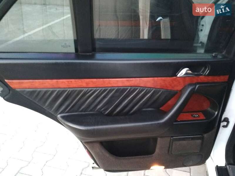 Седан Mercedes-Benz S-Class 1998 в Вінниці
