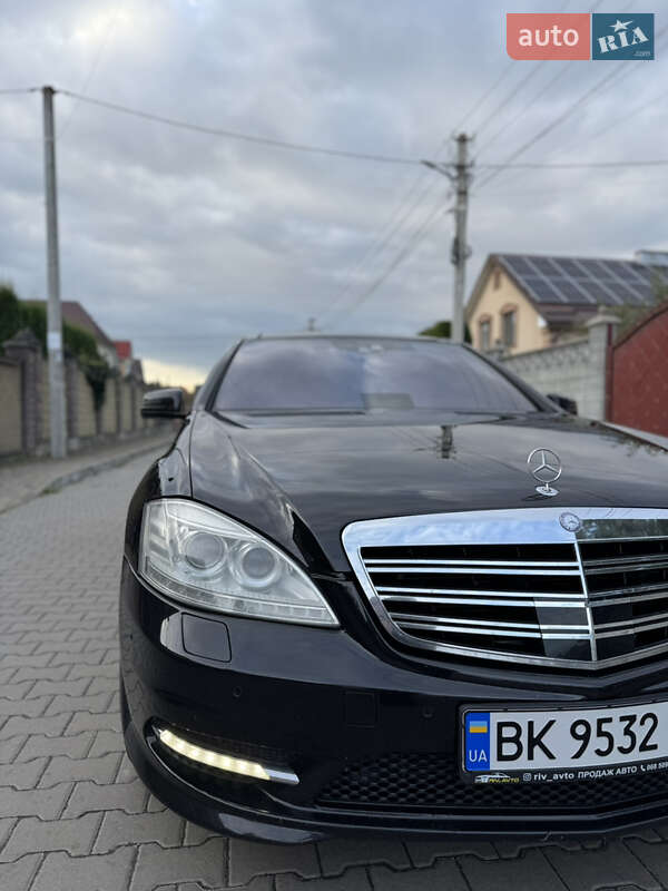 Седан Mercedes-Benz S-Class 2010 в Ровно фото 10 Седан Mercedes-Benz S-Class 2010 в Ровно