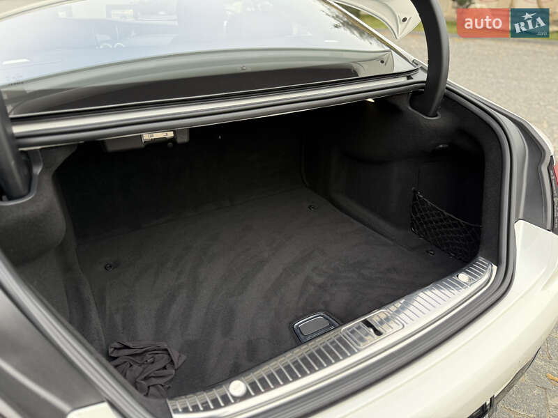 Купе Mercedes-Benz S-Class 2020 в Львове