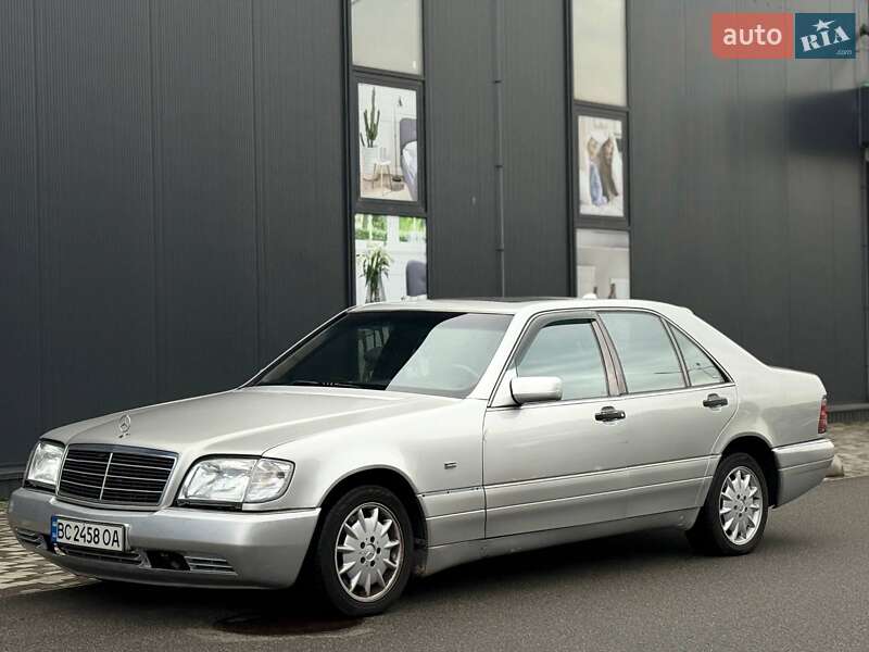 Mercedes-Benz S-Class 1996