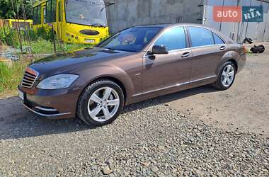 Седан Mercedes-Benz S-Class 2011 в Черновцах