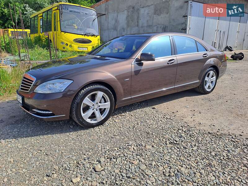Седан Mercedes-Benz S-Class 2011 в Чернівцях фото Седан Mercedes-Benz S-Class 2011 в Чернівцях