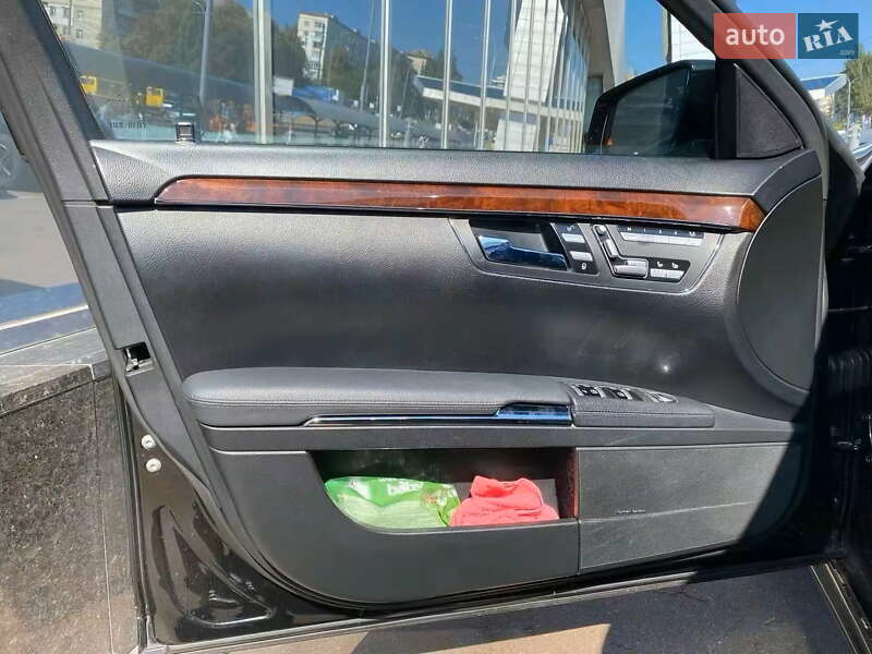 Седан Mercedes-Benz S-Class 2010 в Киеве