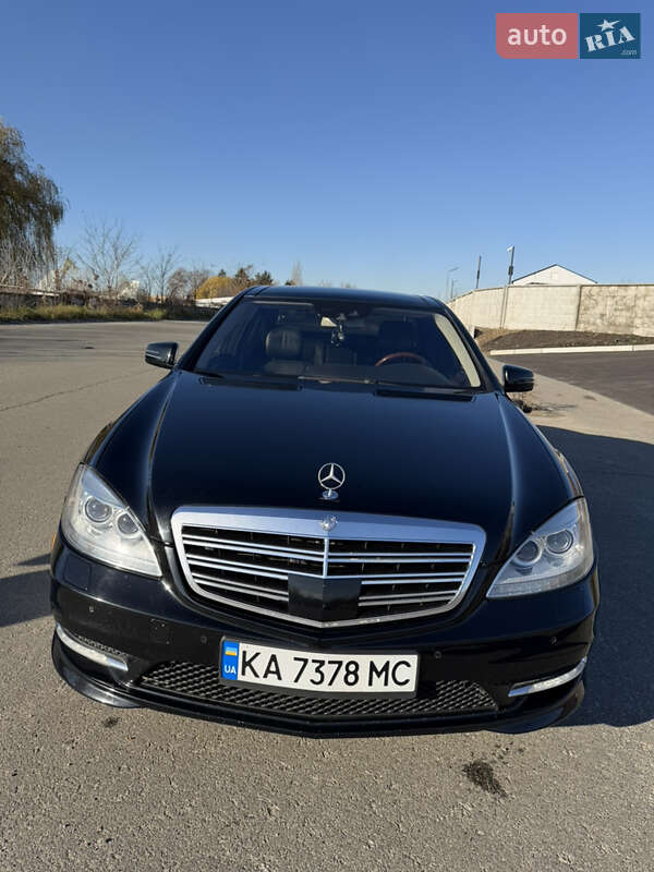 Седан Mercedes-Benz S-Class 2009 в Києві