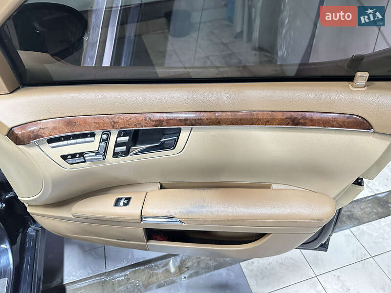 Седан Mercedes-Benz S-Class 2009 в Києві