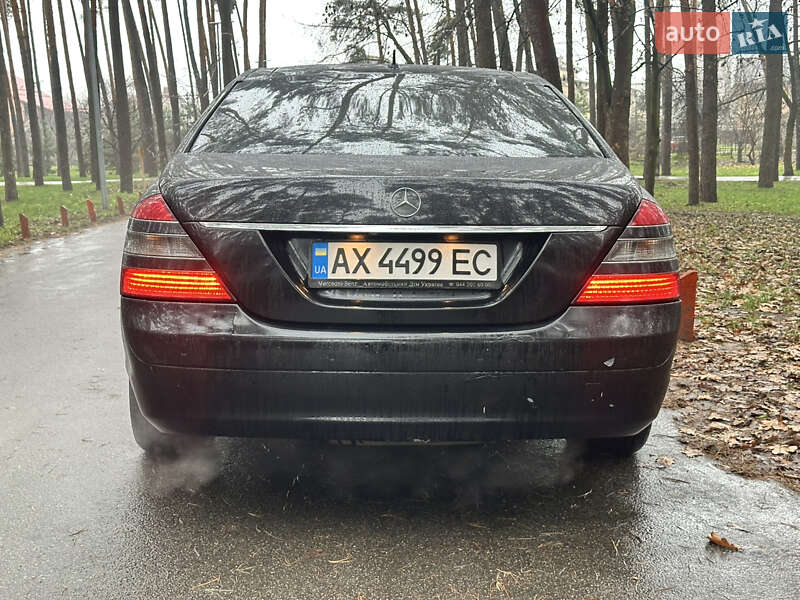 Седан Mercedes-Benz S-Class 2005 в Києві