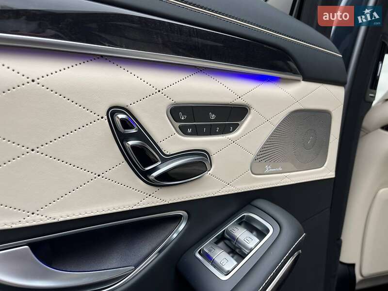 Седан Mercedes-Benz S-Class 2018 в Києві