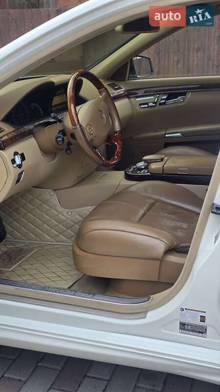 Седан Mercedes-Benz S-Class 2008 в Черновцах