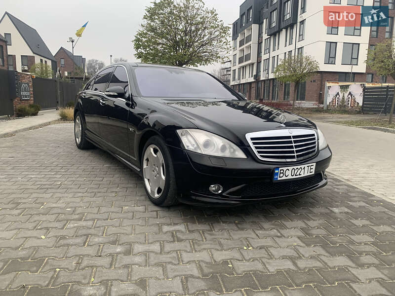Седан Mercedes-Benz S-Class 2007 в Умані