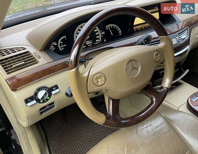 Седан Mercedes-Benz S-Class 2006 в Бердичеві
