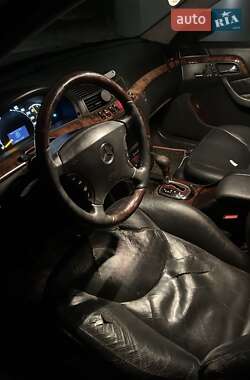 Седан Mercedes-Benz S-Class 2000 в Вараші