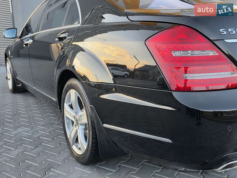 Седан Mercedes-Benz S-Class 2012 в Хмельницькому