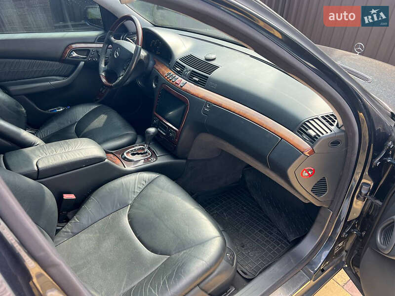 Седан Mercedes-Benz S-Class 2000 в Кременчуге