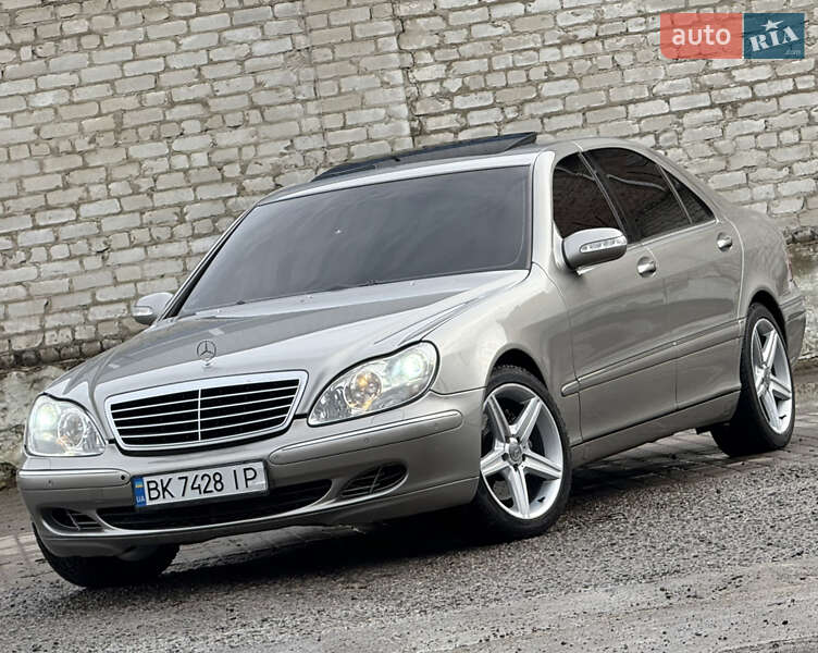 Седан Mercedes-Benz S-Class 2005 в Рівному