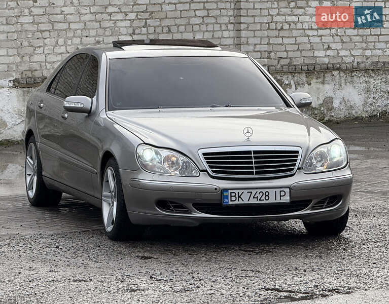 Седан Mercedes-Benz S-Class 2005 в Рівному
