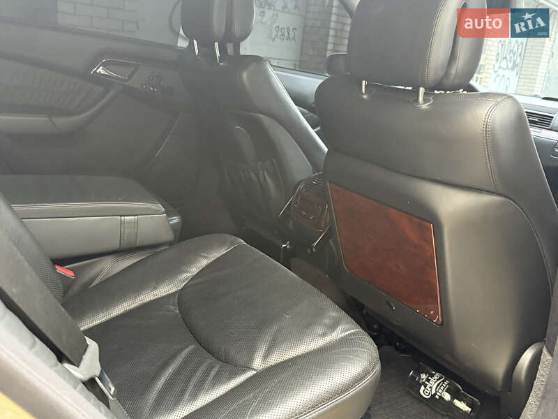 Седан Mercedes-Benz S-Class 2005 в Рівному