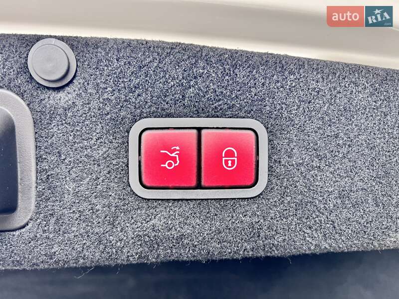 Седан Mercedes-Benz S-Class 2017 в Киеве