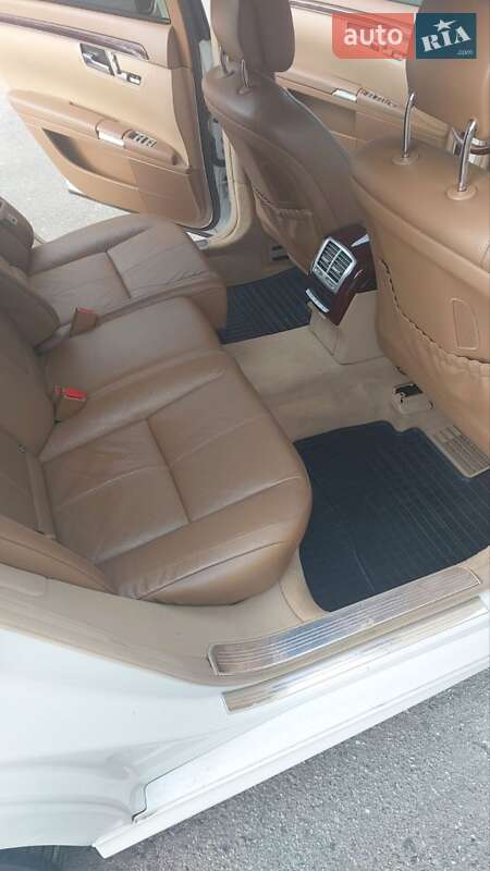 Седан Mercedes-Benz S-Class 2007 в Хмельницком