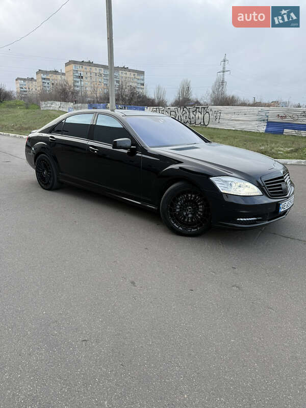 Седан Mercedes-Benz S-Class 2010 в Кривом Роге фото 3 Седан Mercedes-Benz S-Class 2010 в Кривом Роге