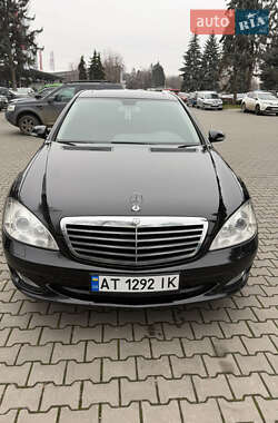 Седан Mercedes-Benz S-Class 2009 в Черновцах