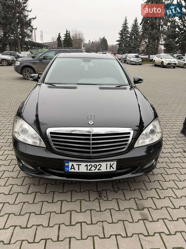 Mercedes-Benz S-Class 2009 Mercedes-Benz S-Class 2009