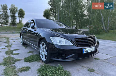 Седан Mercedes-Benz S-Class 2006 в Кременчуці