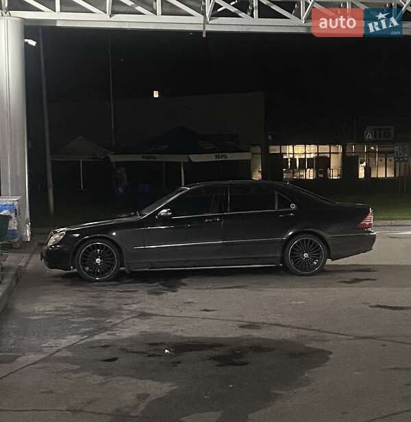 Mercedes-Benz S-Class 2003