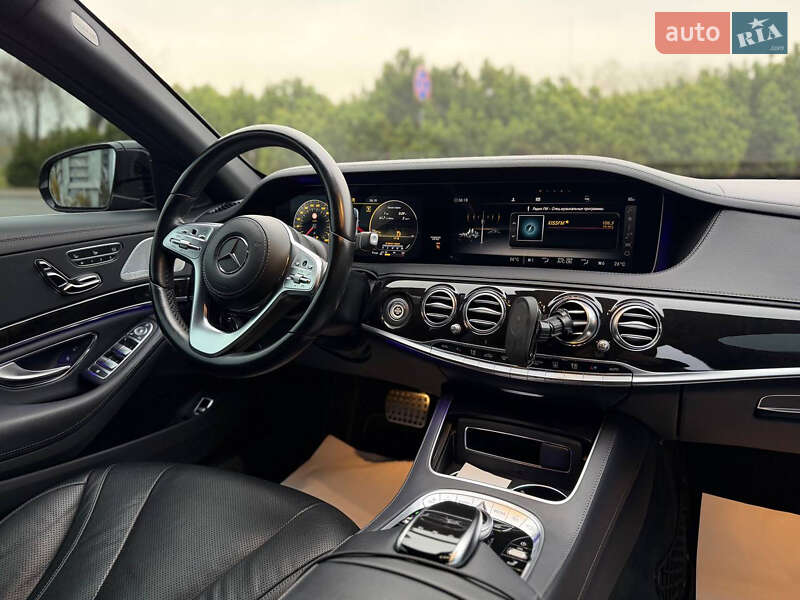 Седан Mercedes-Benz S-Class 2019 в Киеве
