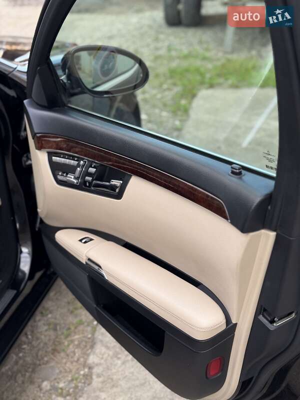 Седан Mercedes-Benz S-Class 2008 в Ужгороді