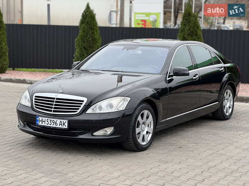 Mercedes-Benz S-Class 2007