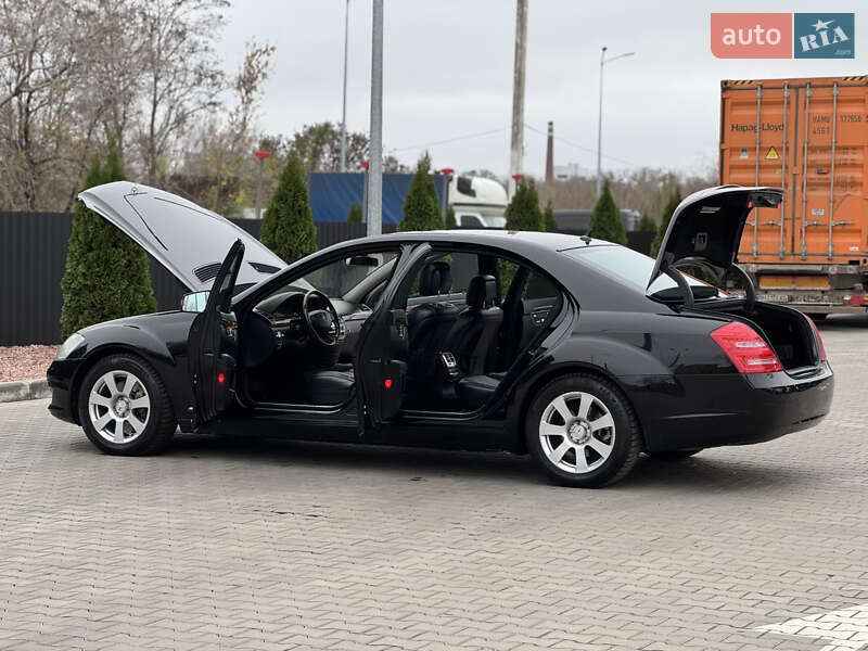 Седан Mercedes-Benz S-Class 2007 в Одессе