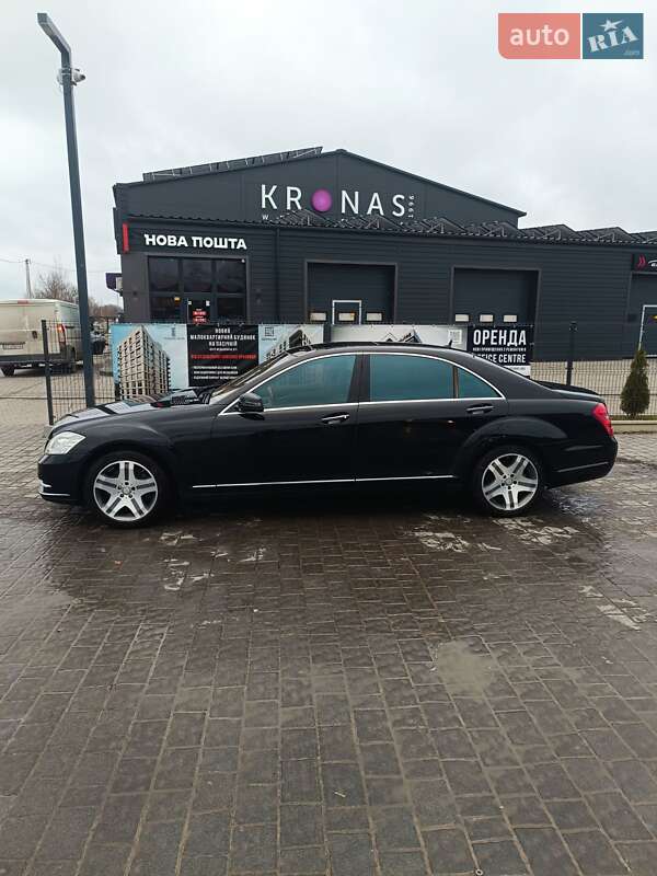 Mercedes-Benz S-Class 2007