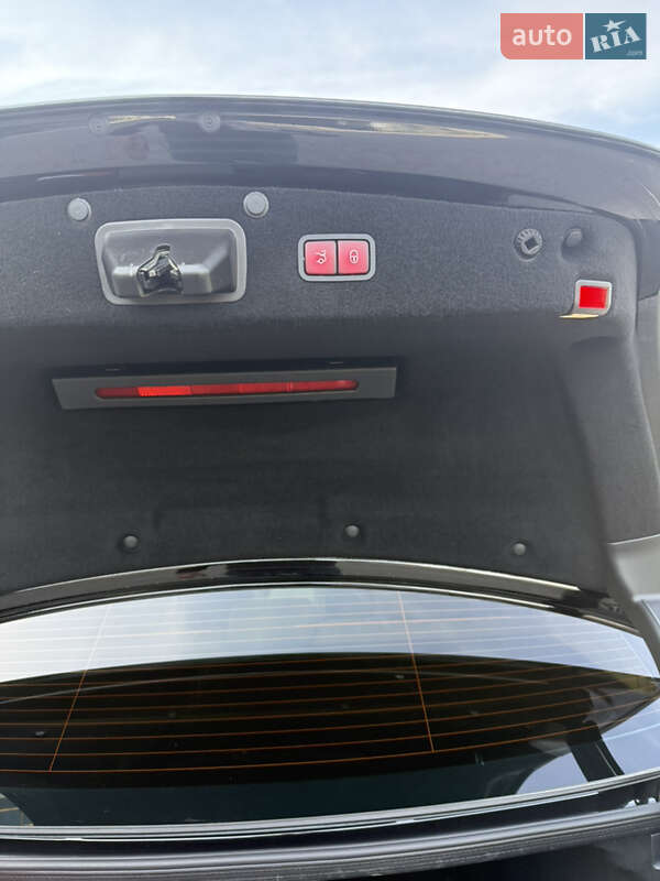 Седан Mercedes-Benz S-Class 2017 в Черновцах