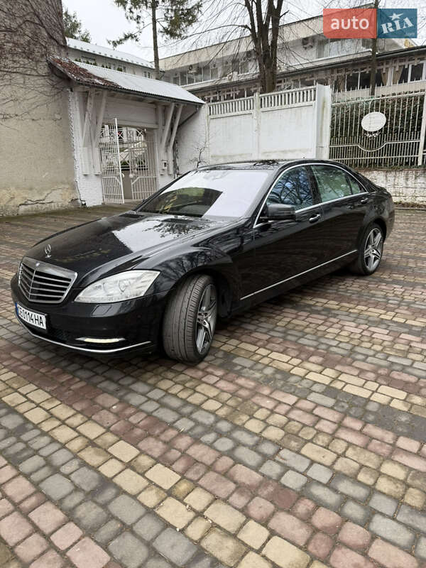 Седан Mercedes-Benz S-Class 2012 в Чернівцях фото 3 Седан Mercedes-Benz S-Class 2012 в Чернівцях