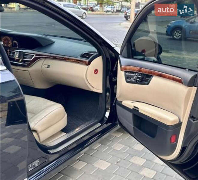 Седан Mercedes-Benz S-Class 2006 в Кропивницком