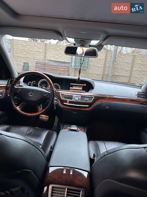 Седан Mercedes-Benz S-Class 2007 в Миколаєві