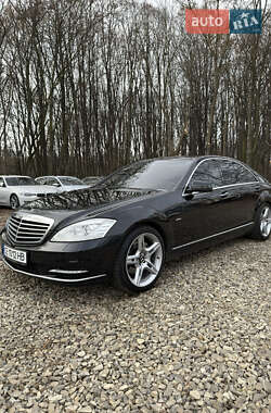 Седан Mercedes-Benz S-Class 2011 в Черновцах