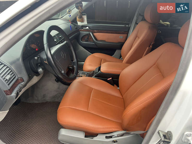 Седан Mercedes-Benz S-Class 1998 в Кривом Роге
