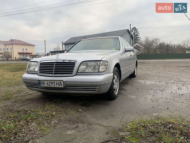 Mercedes-Benz S-Class 1996
