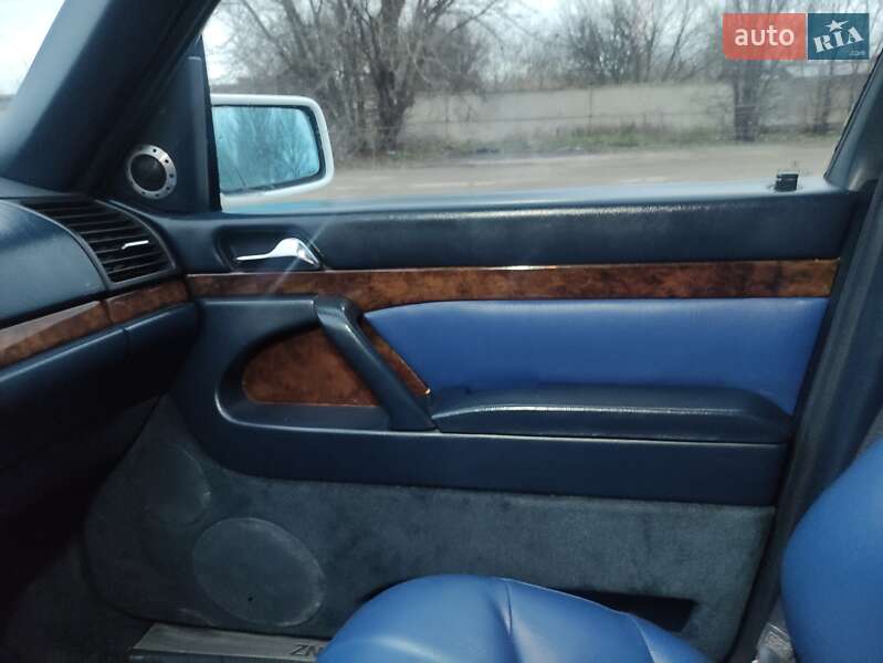 Седан Mercedes-Benz S-Class 1992 в Запорожье