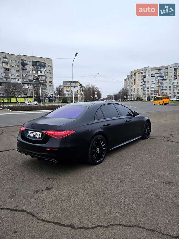 Mercedes-Benz S-Class 2021