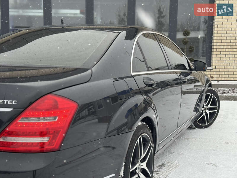 Седан Mercedes-Benz S-Class 2011 в Сарнах