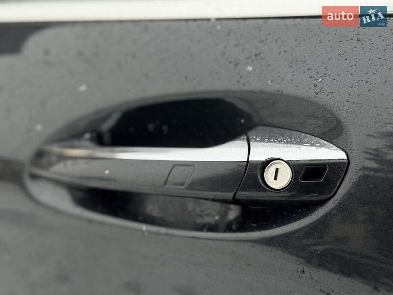 Седан Mercedes-Benz S-Class 2011 в Сарнах