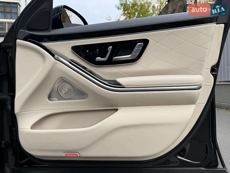 Седан Mercedes-Benz S-Class 2024 в Києві